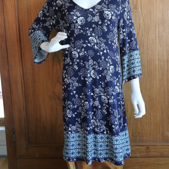 Blue patterned tunic blouse w/contrasting pattern - Picture 9 of 9